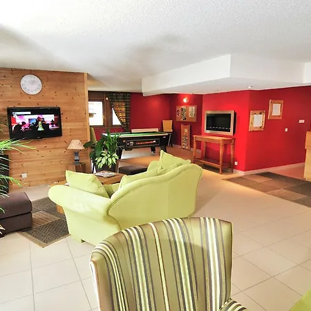 Chalet Holiday Les Chalets Des Evettes 1 Flumet