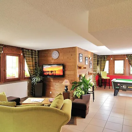 Chalet Holiday Les Chalets Des Evettes 1