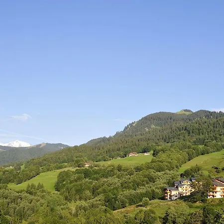 Chalet Holiday Les Chalets Des Evettes 1 *
